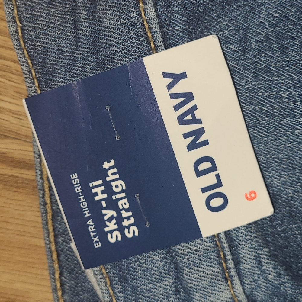 New Old Navy distressed SKI-HI STRAIGHT button fly jeans sizes 6 - Picture 4 of 8
